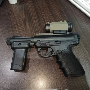 Tactical Fore Grip BRAVO for 20mm Rail