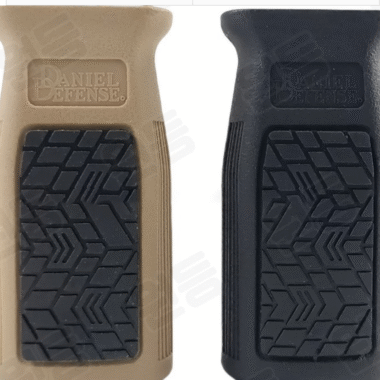 DD Style Enhanced RVG MLOK Keymod Vertical Foregrip Material：Nylon Model:QYU-EP0643-38060-68 Net weight：约0.11KG Color： Black  /TAN  Size:RVG MLOK Keymod