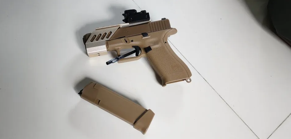 Tactical Pistol Scope Mount Aluminum Picatinny Rail Base for Glock G17/G18/G19 Type