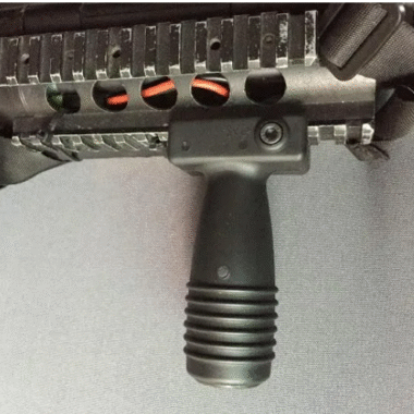 Short Type Ras Grip AK M4 20 mm Rails Black