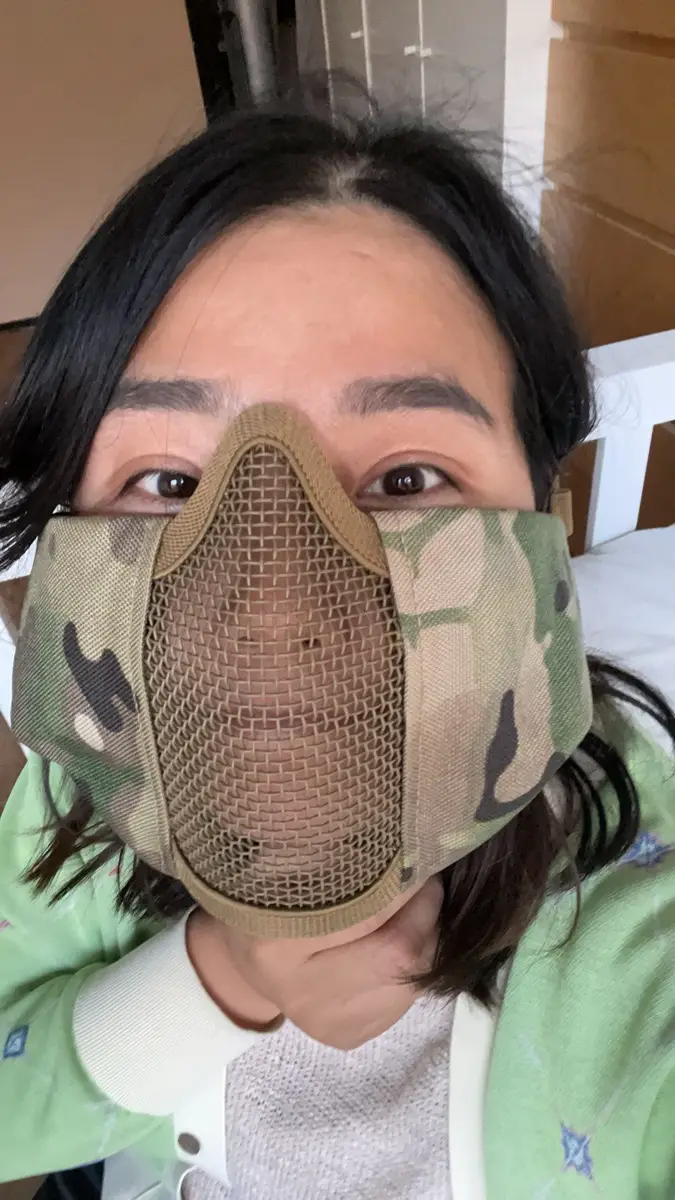 Half-Face Mesh Breathable COS Face Mask - Comfortable Propulsion Prop Mask for Movie Filming & Gaming, Adjustable Ergonomic Design, Black, Filming Accessory, Secure Fit Design - Image 6