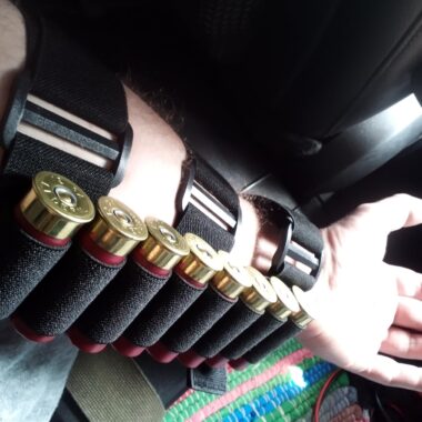 8 Rounds Tactical Shotgun Gun Stock Ammo Pouch Storage Shotgun Shell Holder, Adjustable Shooters Forearm or Buttstock Sleeve Case Bag Magazine Pouch