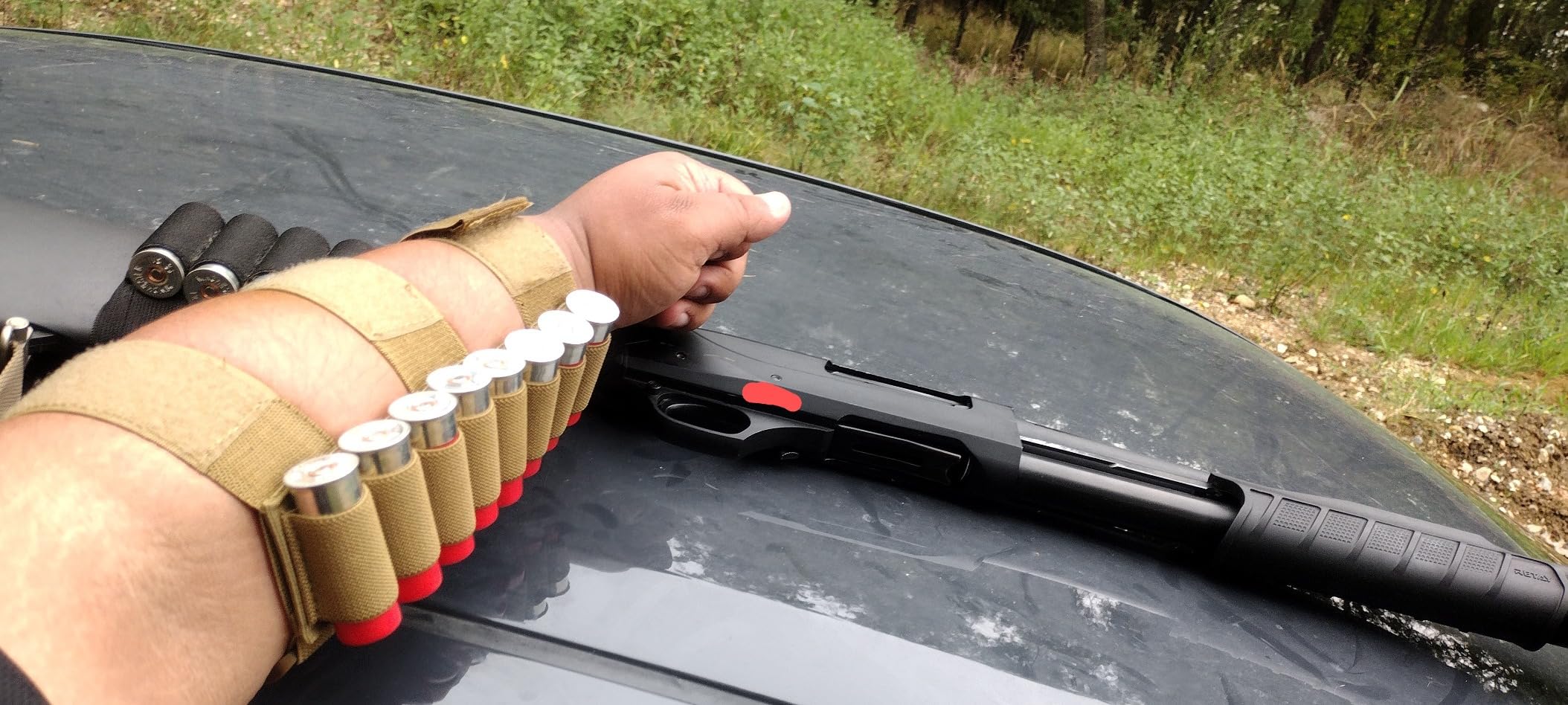 8 Rounds Tactical Shotgun Gun Stock Ammo Pouch Storage Shotgun Shell Holder, Adjustable Shooters Forearm or Buttstock Sleeve Case Bag Magazine Pouch - Image 4