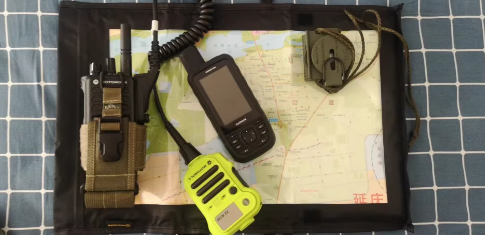 Keep Your Maps Dry and Protected with Waterproof Foldable Storage Case - Image 2