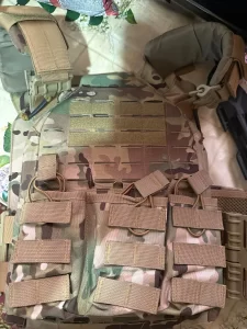 Tactical open-type magazine pouch