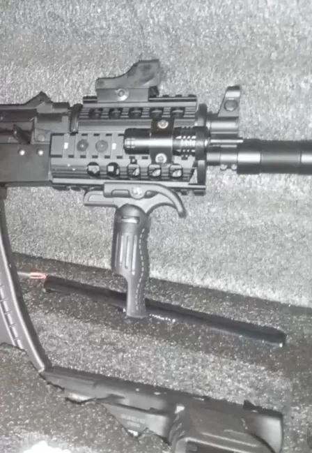 Underbarrel tactical grip, foldable on Picatinny/Weaver product detail 6