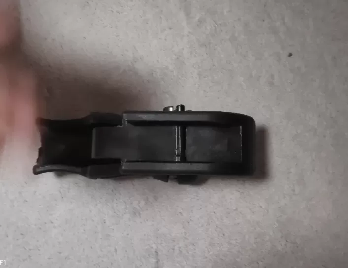Underbarrel tactical grip, foldable on Picatinny/Weaver product detail 7