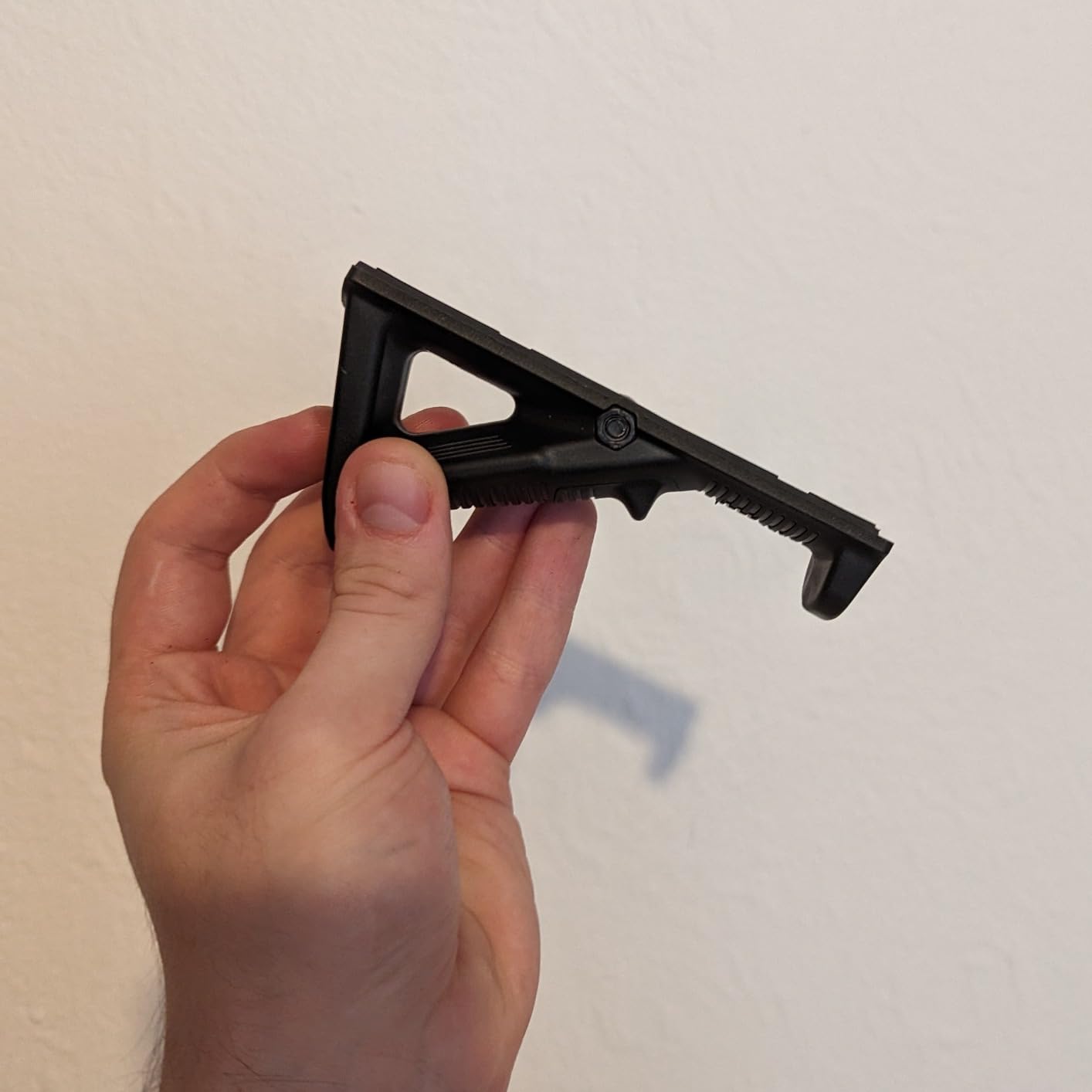 Angled Fore Grip, Common Front Handle, Airsoft, Angled Ergonomic Grip, Nylon AFG1 Triangular Handle Front for 20 mm Weaversails, Black - Image 3