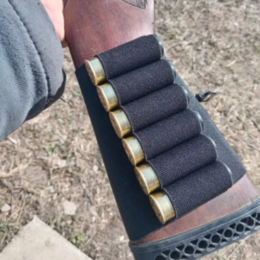 Tactical cartridge holder for the stock for 8 shells of 12-15-16-20 gauge