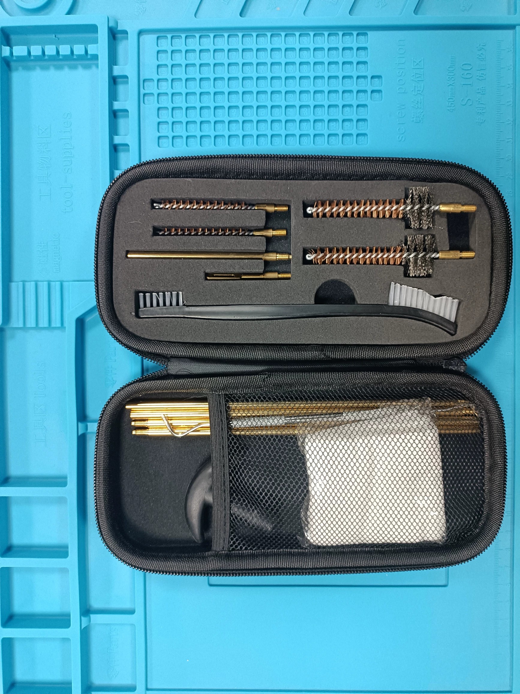 Pro Case Gun Cleaning Kit for .223/5.56 Gun with Bore Chamber Brushes, Brass, Jags, Rods and Gun Cleaning Pick in Portable Compact Case Black